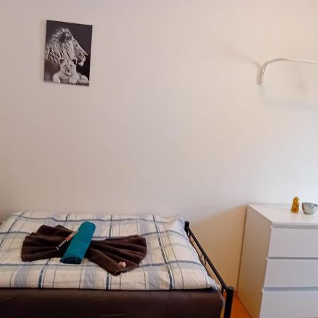 Stellas Monteurwohnungen Werdau Bagian luar foto
