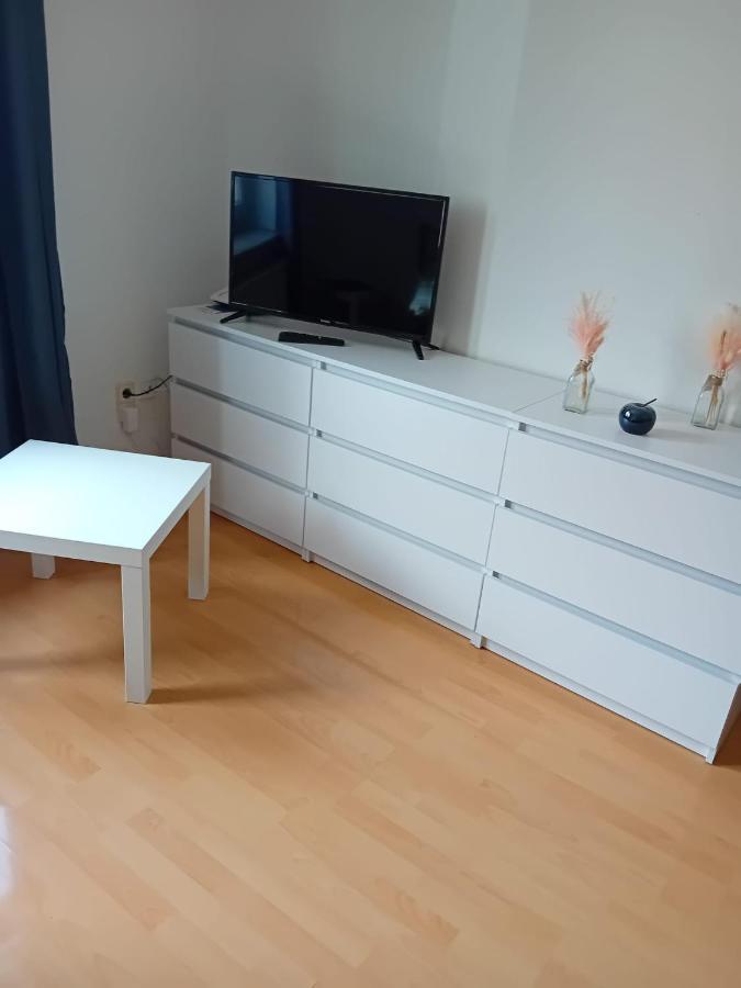 Stellas Monteurwohnungen Werdau Bagian luar foto